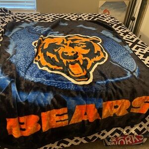 Chicago Bears Fleece Blanket - Black and Orange